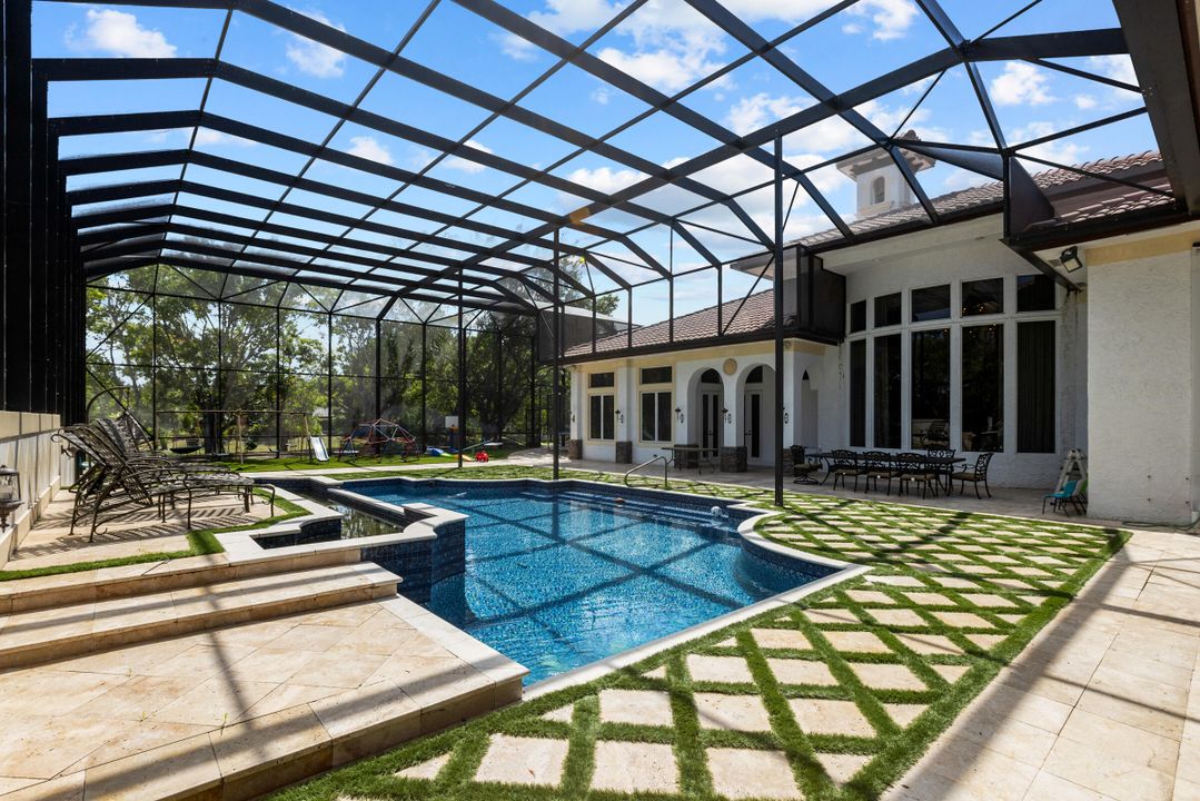 For Sale: $5,400,000 (5 beds, 6 baths, 6901 Square Feet)