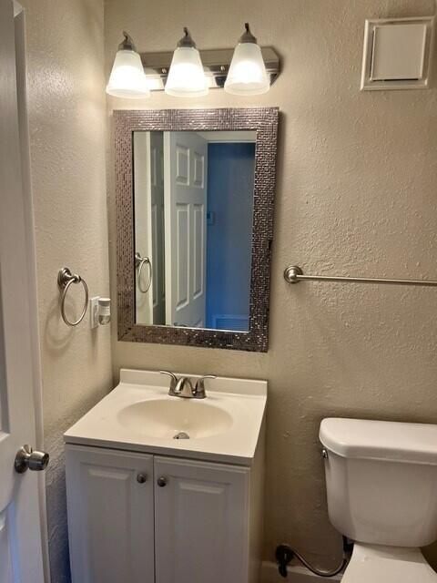 合同活跃: $1,060,000 (0 贝兹, 0 浴室, 2848 平方英尺)