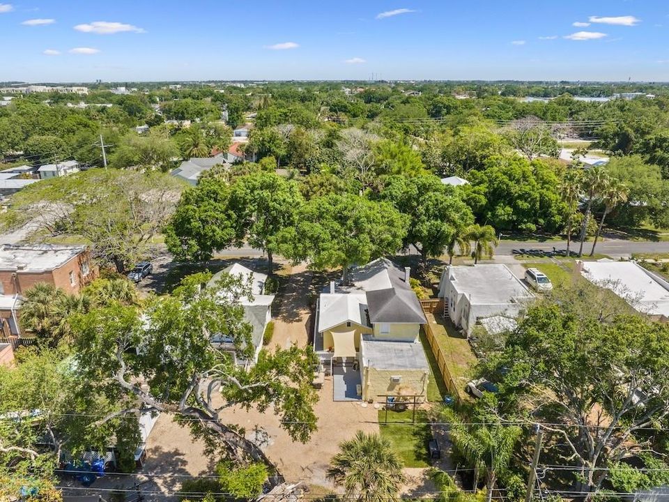 На продажу: $260,000 (1 спален, 1 ванн, 1356 Квадратных фут)