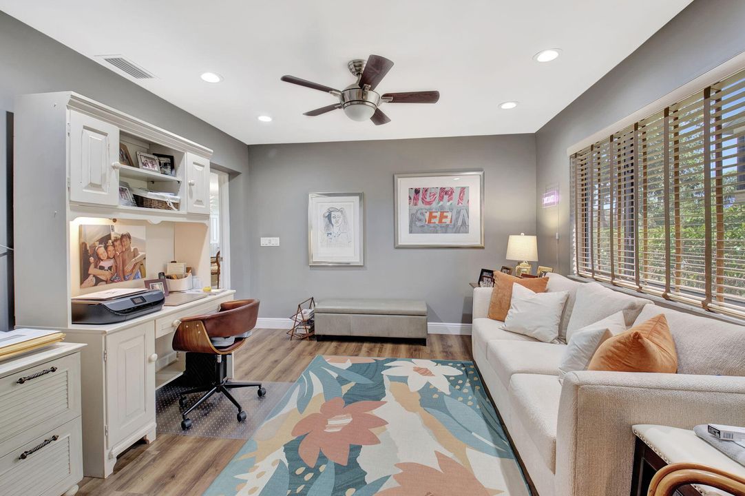 En Venta: $350,000 (3 camas, 3 baños, 2274 Pies cuadrados)