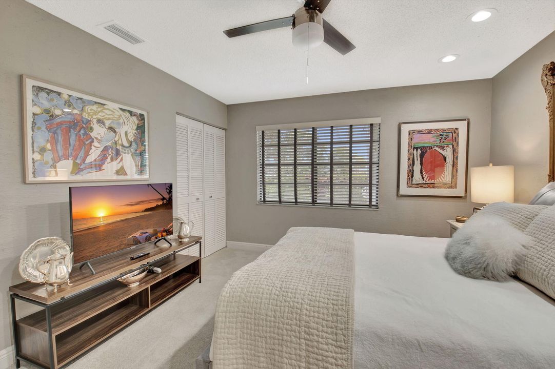 En Venta: $350,000 (3 camas, 3 baños, 2274 Pies cuadrados)