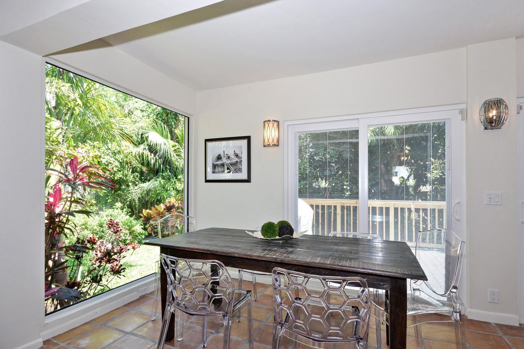 Active With Contract: $9,000 (2 beds, 1 baths, 1226 Square Feet)