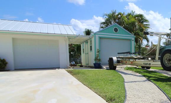 Activo con contrato: $830,000 (3 camas, 3 baños, 2094 Pies cuadrados)