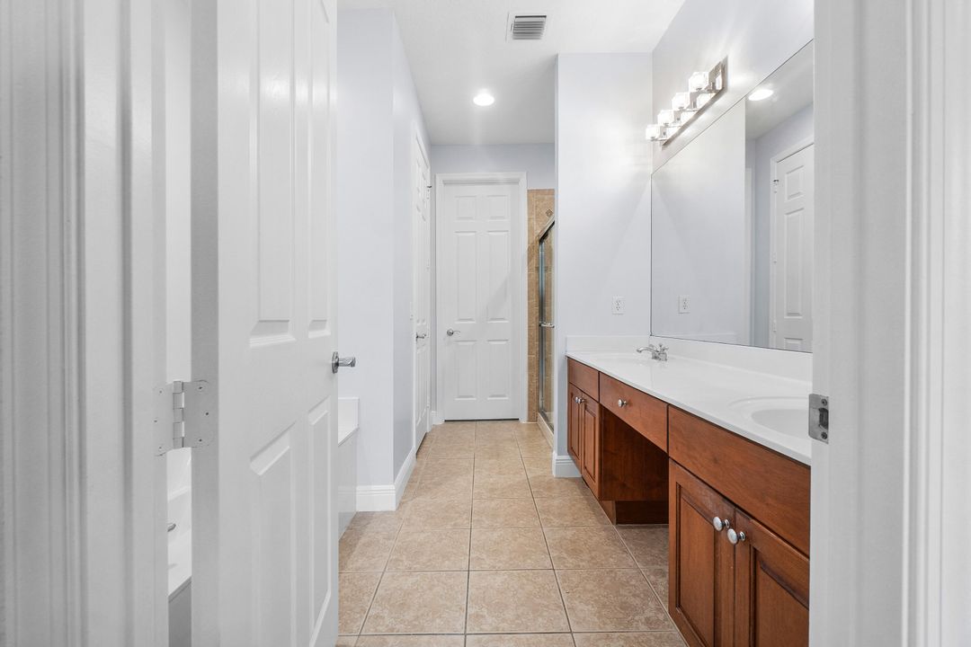 На продажу: $555,000 (3 спален, 3 ванн, 1953 Квадратных фут)