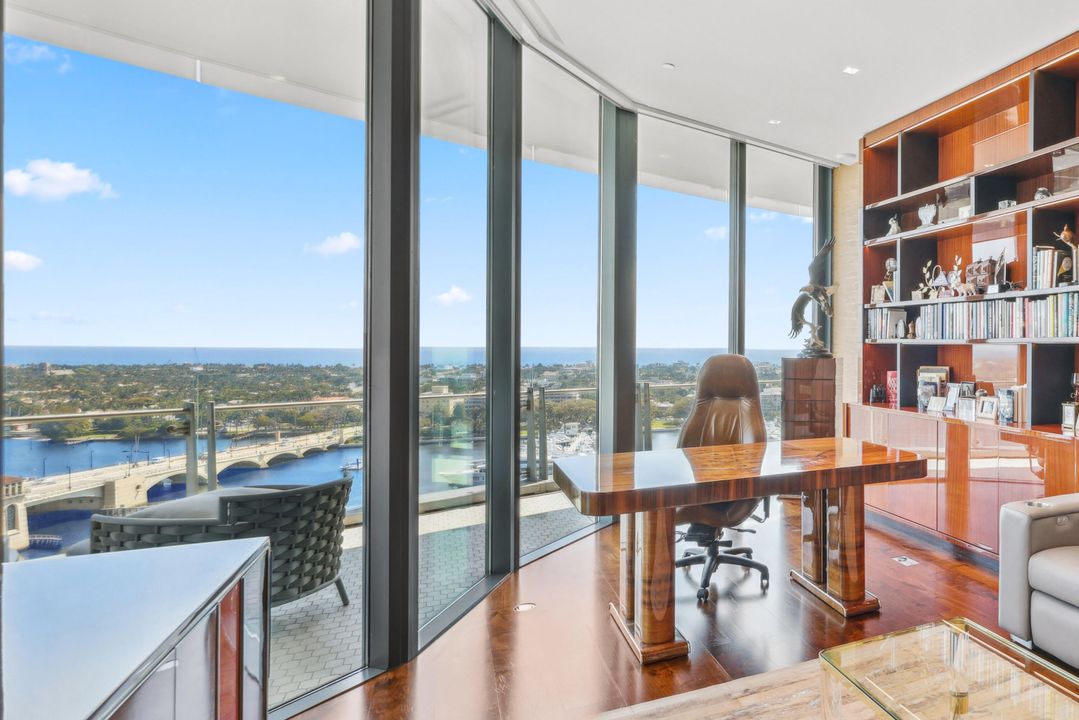 待售: $23,500,000 (4 贝兹, 5 浴室, 5544 平方英尺)