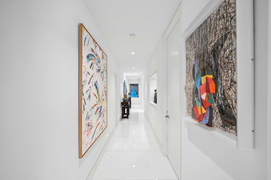 待售: $23,500,000 (4 贝兹, 5 浴室, 5544 平方英尺)