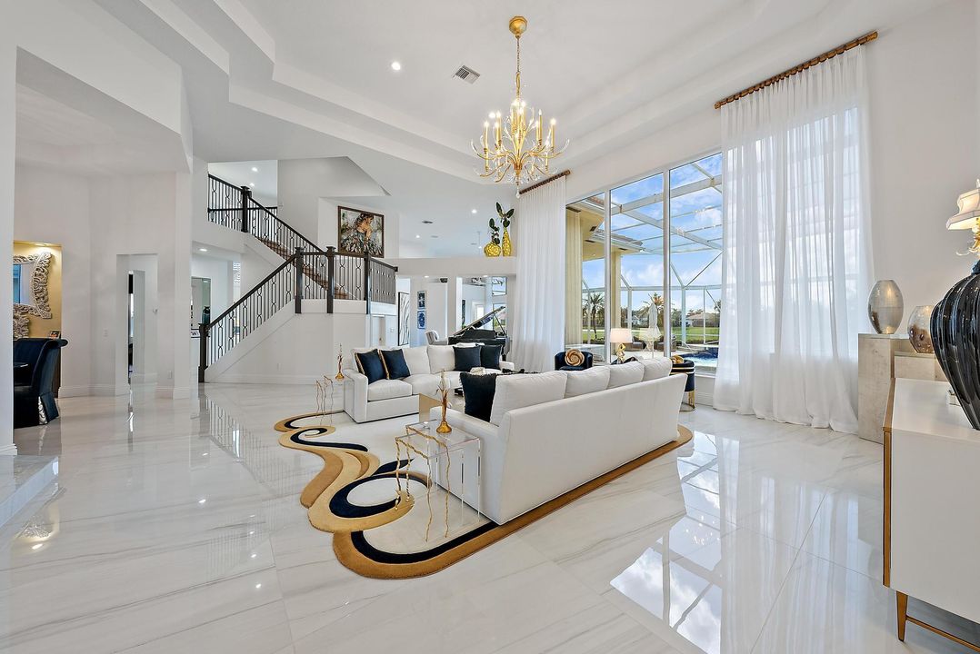 出租: $23,500 (5 贝兹, 5 浴室, 5382 平方英尺)