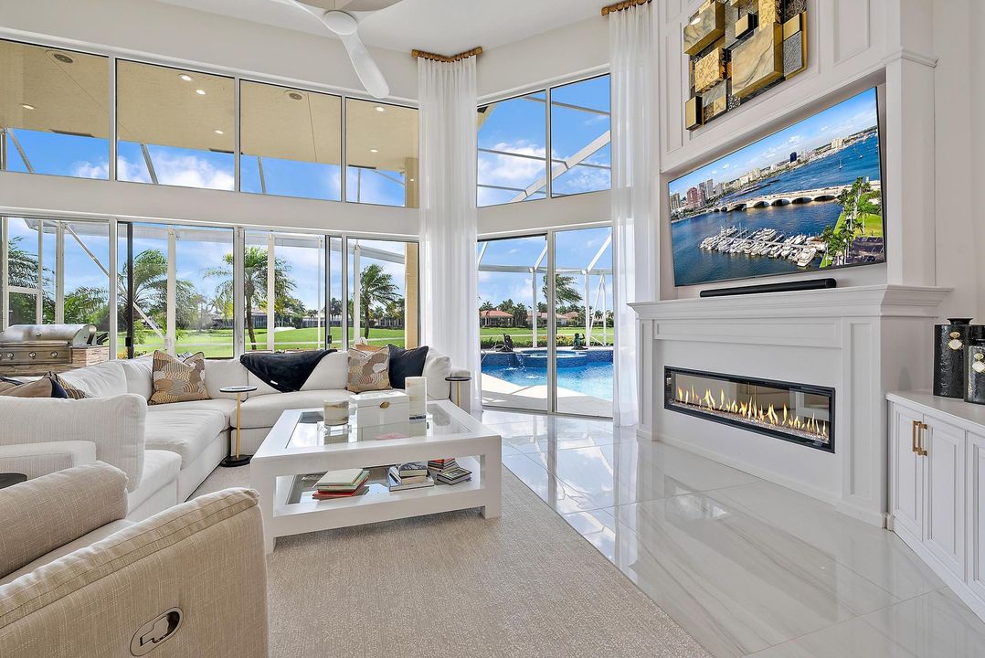 出租: $23,500 (5 贝兹, 5 浴室, 5382 平方英尺)