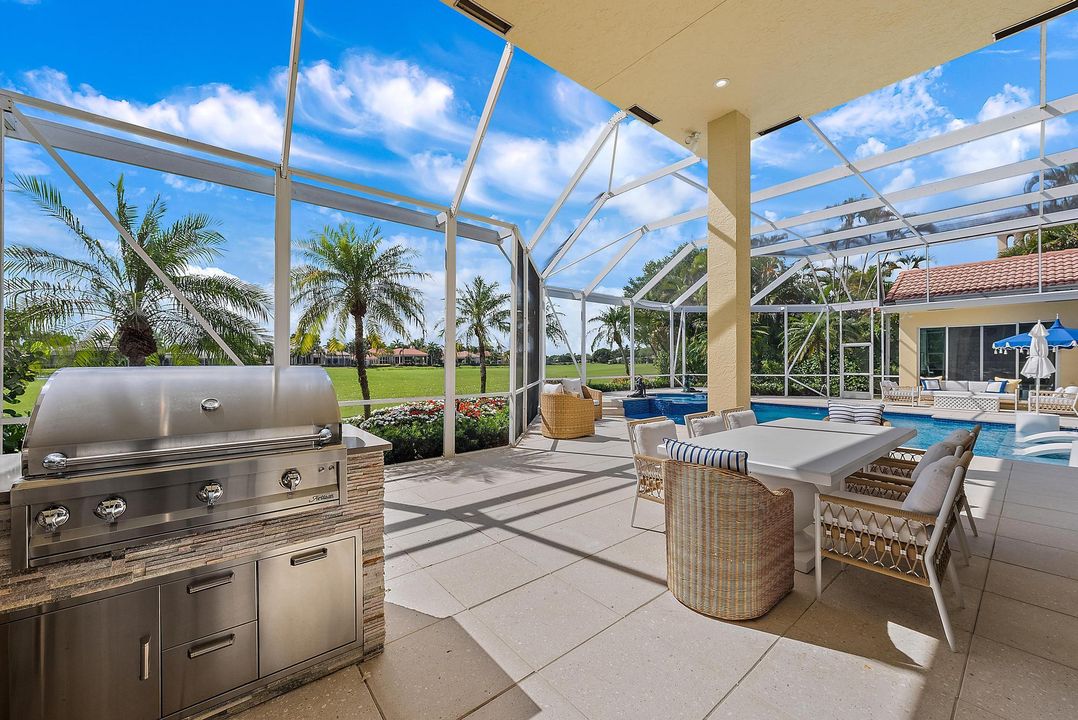 出租: $23,500 (5 贝兹, 5 浴室, 5382 平方英尺)