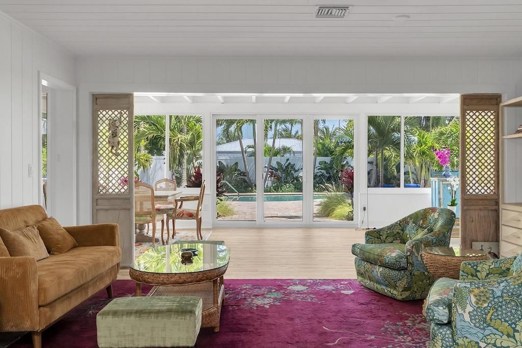 En Venta: $1,290,000 (3 camas, 2 baños, 1956 Pies cuadrados)