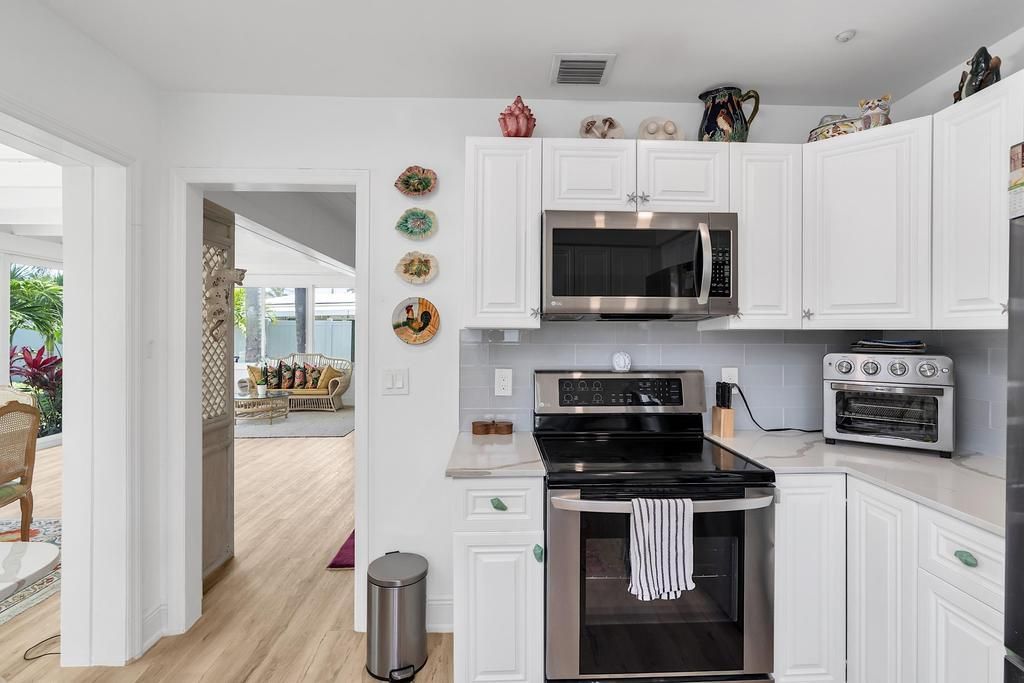 En Venta: $1,290,000 (3 camas, 2 baños, 1956 Pies cuadrados)