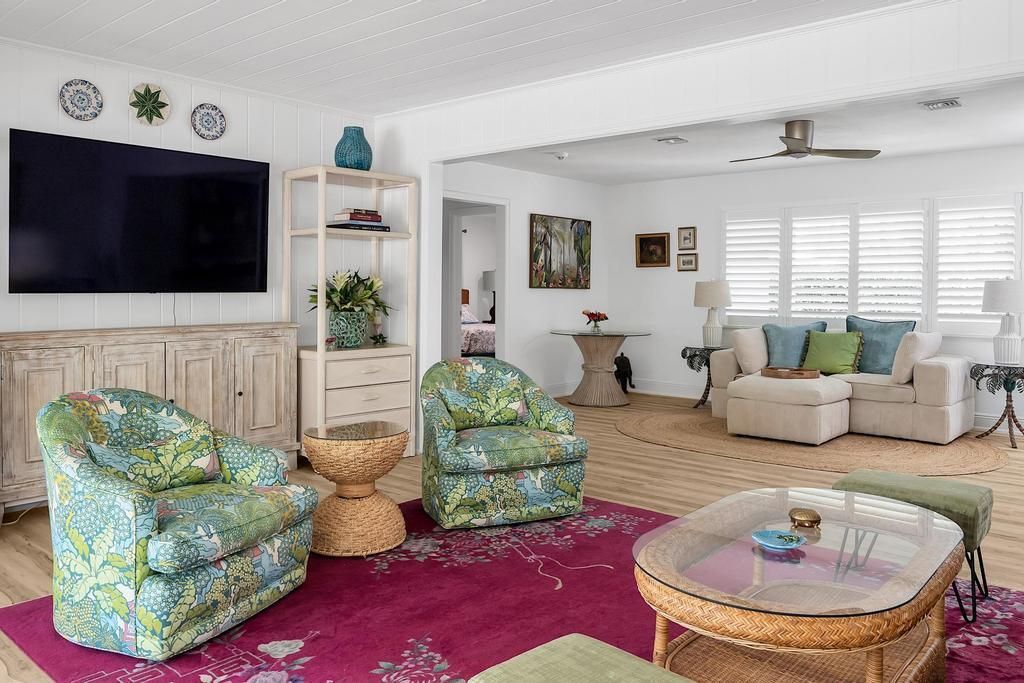 En Venta: $1,290,000 (3 camas, 2 baños, 1956 Pies cuadrados)