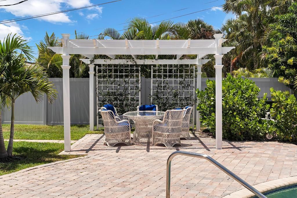 En Venta: $1,290,000 (3 camas, 2 baños, 1956 Pies cuadrados)