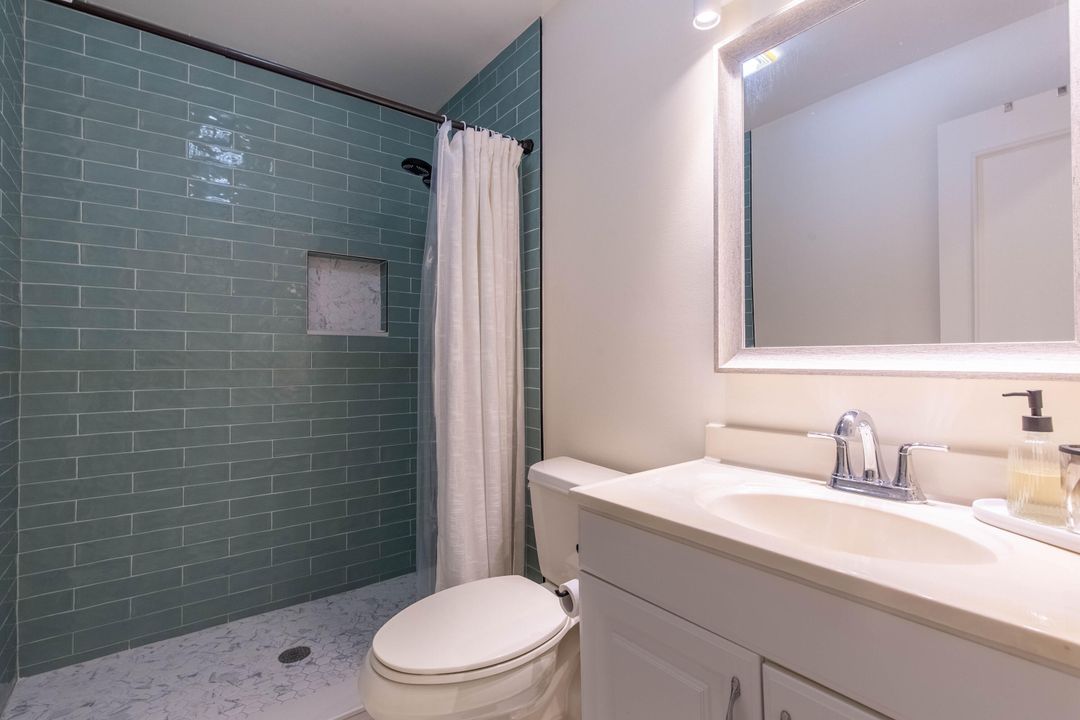 合同活跃: $325,000 (3 贝兹, 2 浴室, 1300 平方英尺)