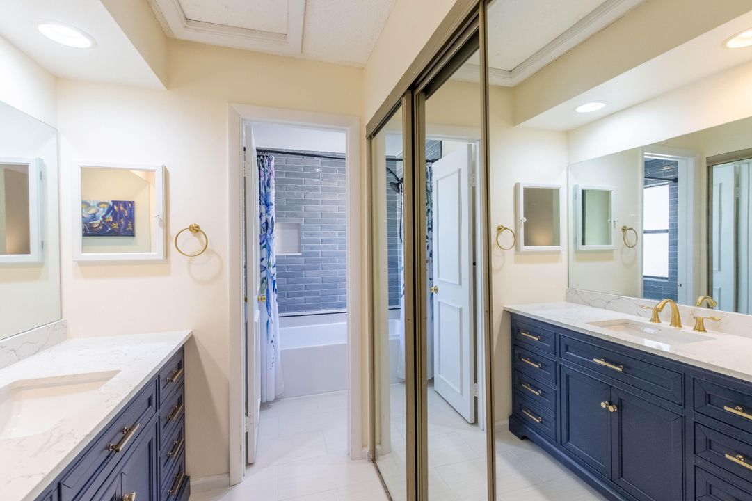 合同活跃: $325,000 (3 贝兹, 2 浴室, 1300 平方英尺)