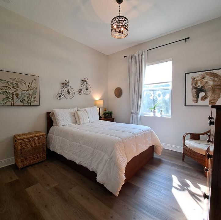 For Sale: $640,000 (3 beds, 2 baths, 1817.5 Square Feet)