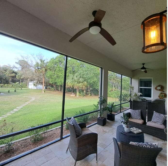 For Sale: $640,000 (3 beds, 2 baths, 1817.5 Square Feet)