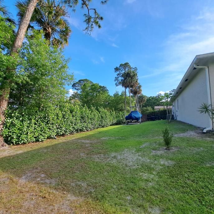 For Sale: $640,000 (3 beds, 2 baths, 1817.5 Square Feet)