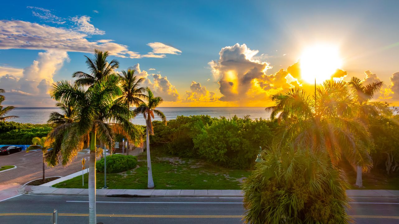 En Venta: $2,950,000 (3 camas, 4 baños, 3016 Pies cuadrados)