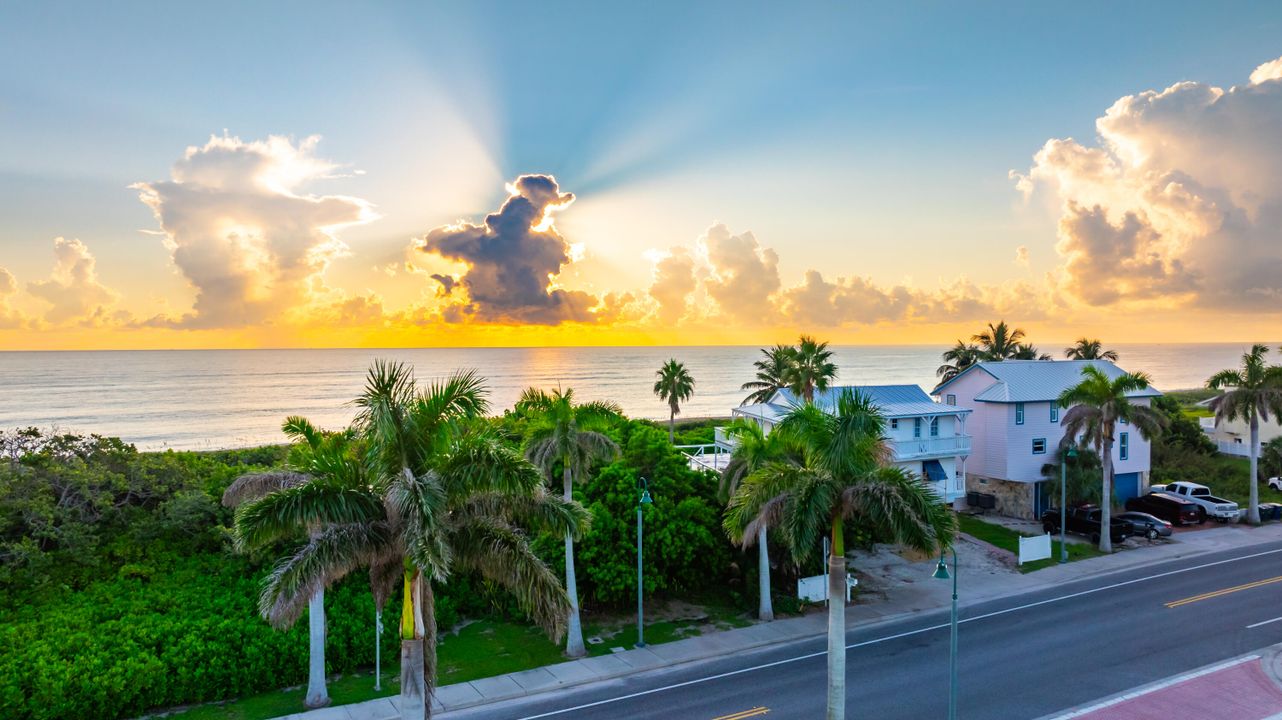 En Venta: $2,950,000 (3 camas, 4 baños, 3016 Pies cuadrados)