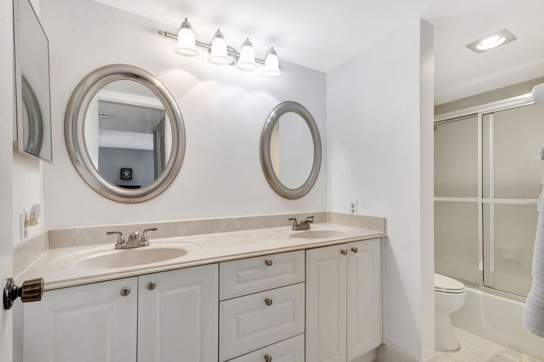 Activo con contrato: $399,000 (2 camas, 2 baños, 1400 Pies cuadrados)