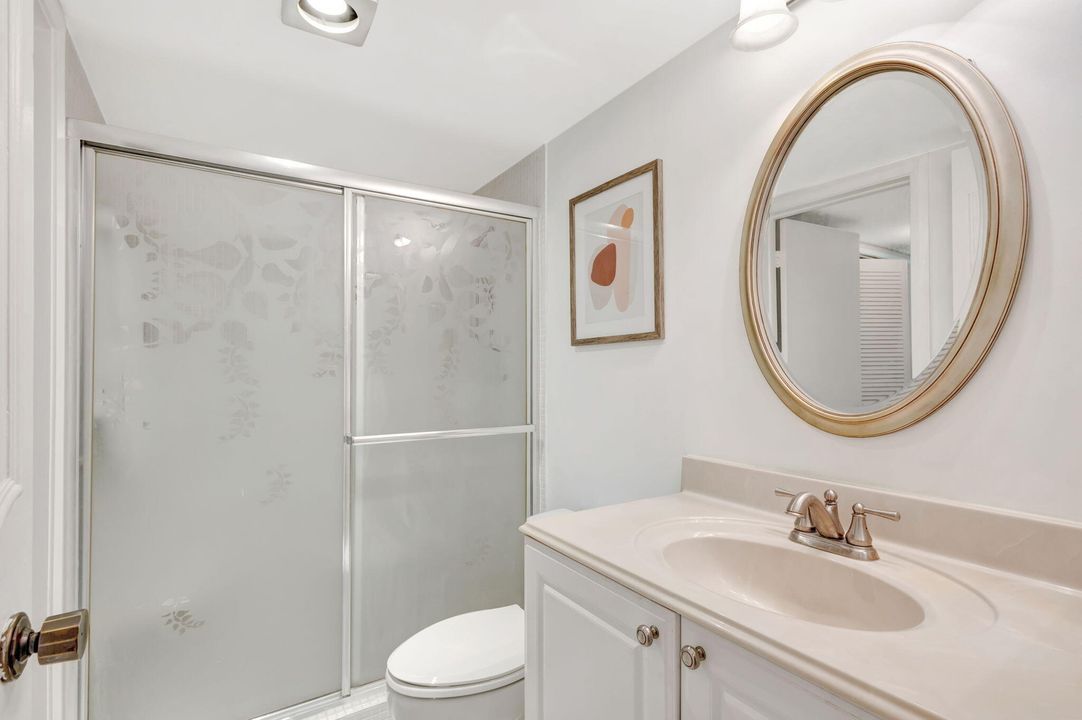 Activo con contrato: $399,000 (2 camas, 2 baños, 1400 Pies cuadrados)