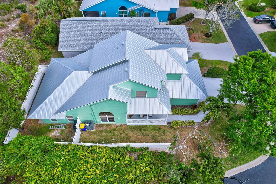 合同活跃: $465,000 (4 贝兹, 2 浴室, 1867 平方英尺)