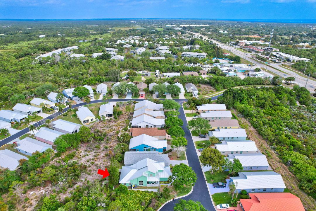 合同活跃: $465,000 (4 贝兹, 2 浴室, 1867 平方英尺)