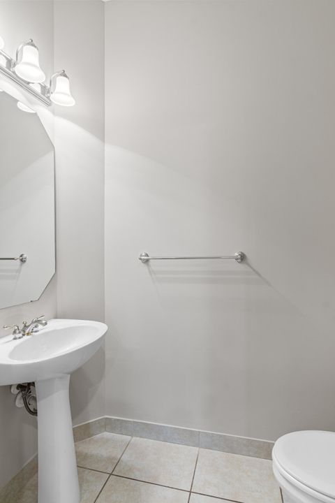 待售: $368,500 (3 贝兹, 2 浴室, 2164 平方英尺)