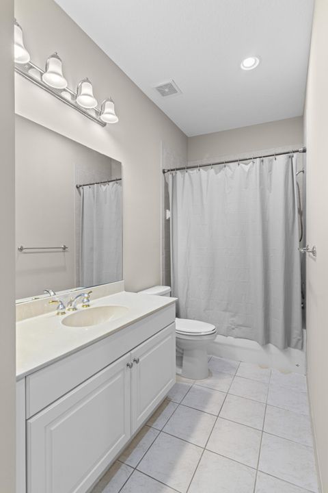 待售: $368,500 (3 贝兹, 2 浴室, 2164 平方英尺)