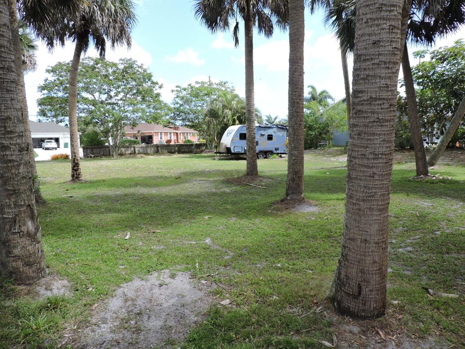 合同活跃: $89,900 (0 贝兹, 0 浴室, 0 平方英尺)