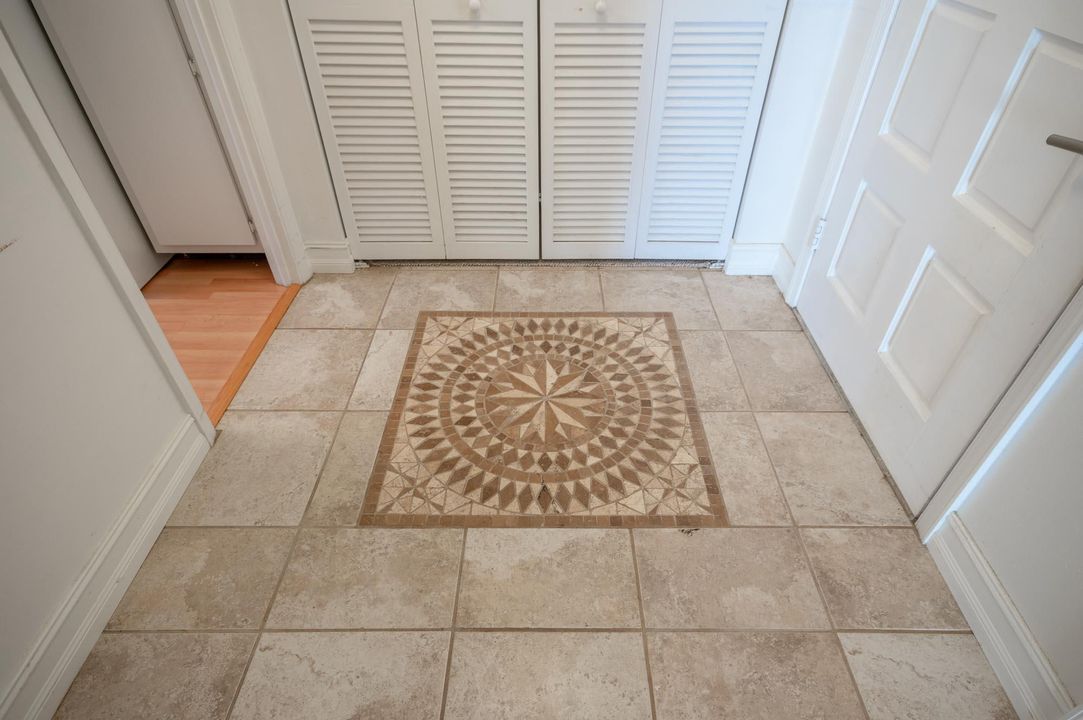 Active With Contract: $214,980 (2 beds, 2 baths, 1450 Square Feet)