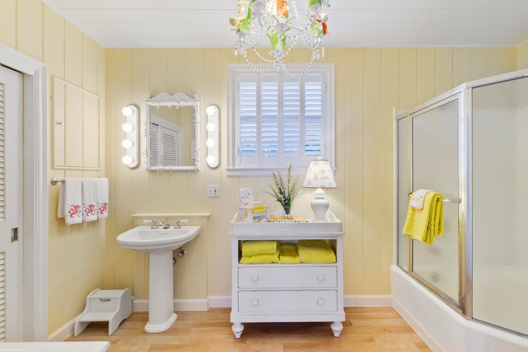 待售: $24,000,000 (7 贝兹, 7 浴室, 7653 平方英尺)