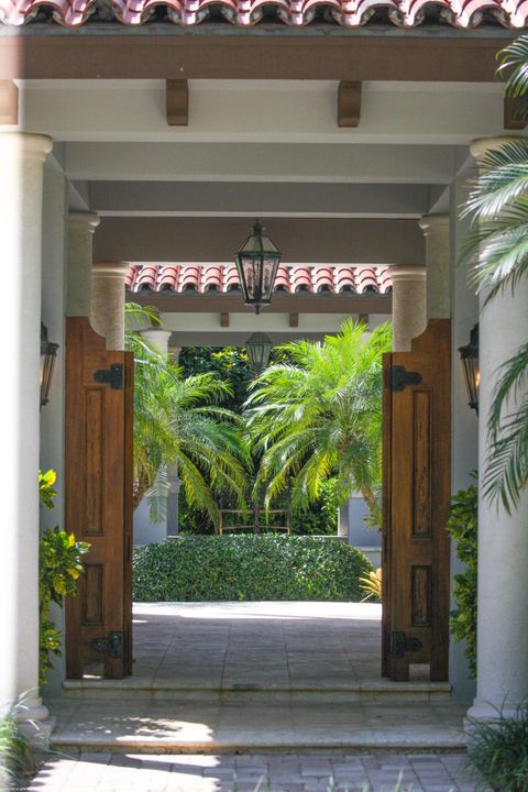 待售: $24,000,000 (7 贝兹, 7 浴室, 7653 平方英尺)