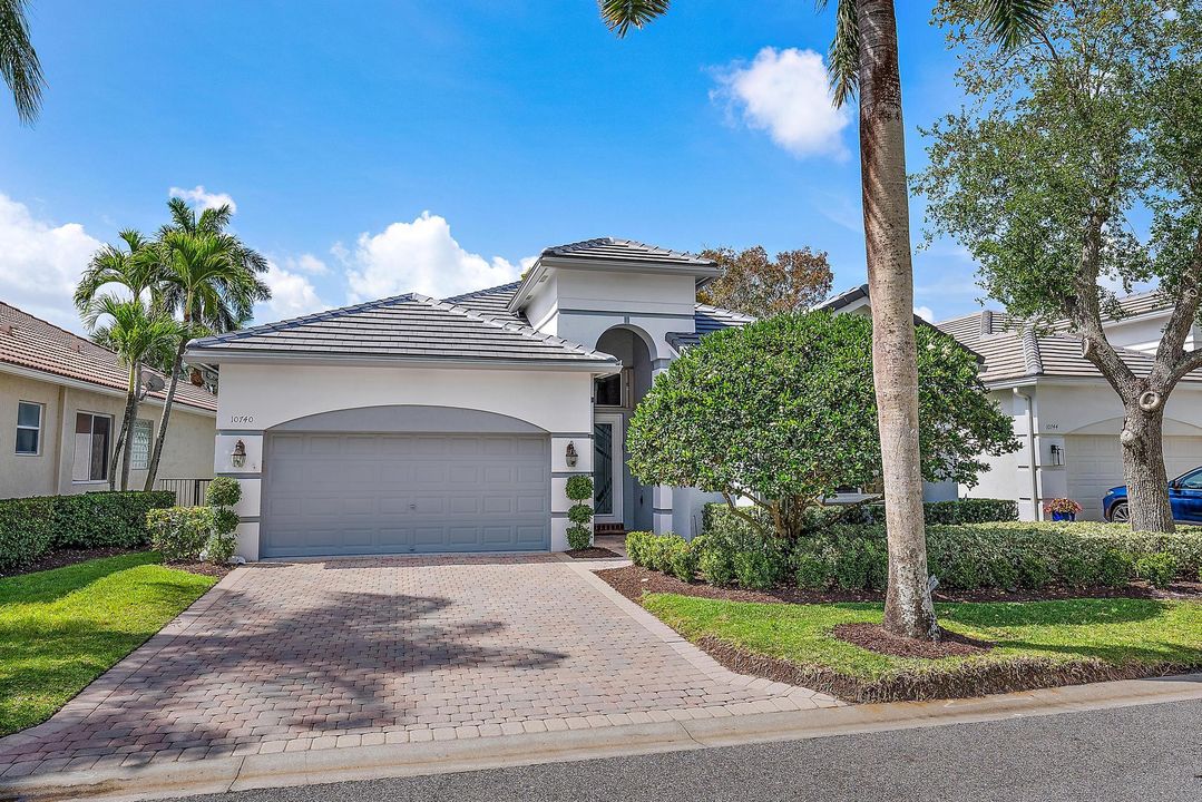 Active With Contract: $629,000 (3 beds, 2 baths, 1970 Square Feet)