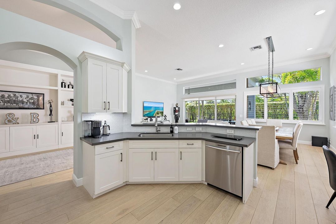 Active With Contract: $629,000 (3 beds, 2 baths, 1970 Square Feet)