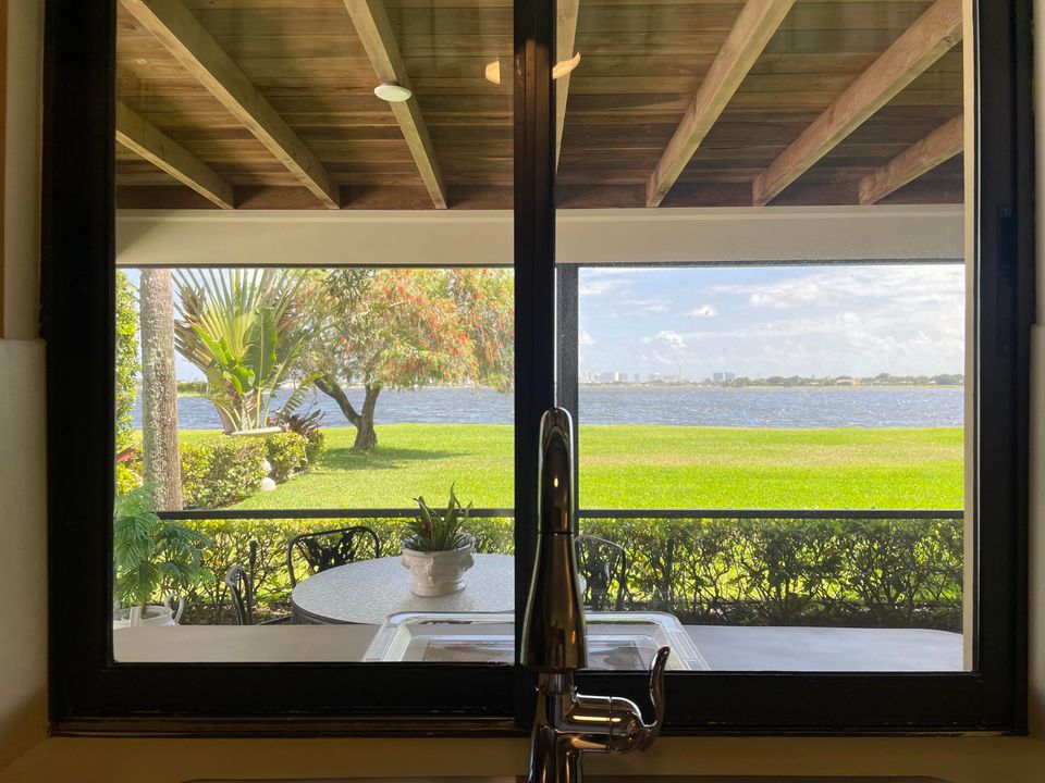 En Venta: $1,349,000 (4 camas, 3 baños, 2463 Pies cuadrados)