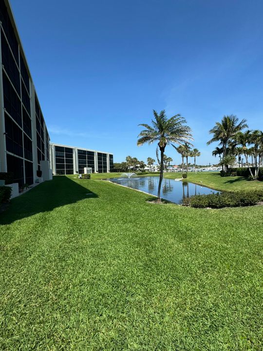 合同活跃: $5,000 (2 贝兹, 2 浴室, 1272 平方英尺)