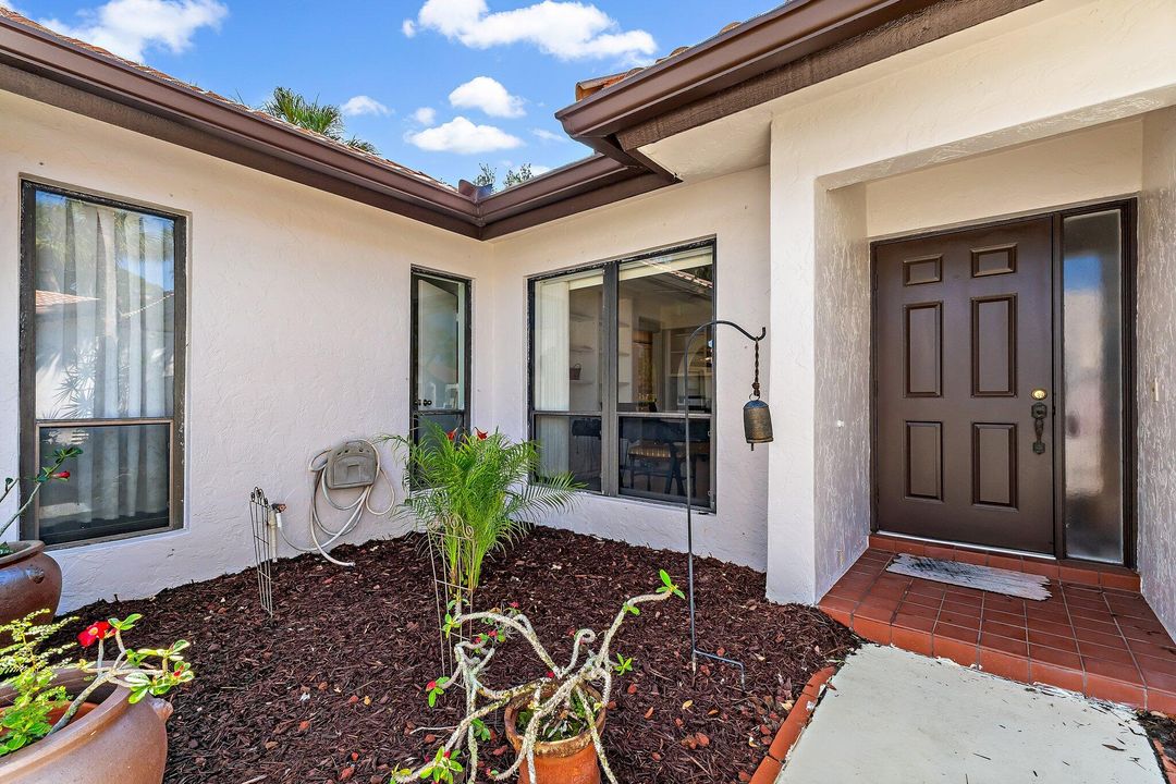 For Sale: $389,000 (3 beds, 2 baths, 1546 Square Feet)