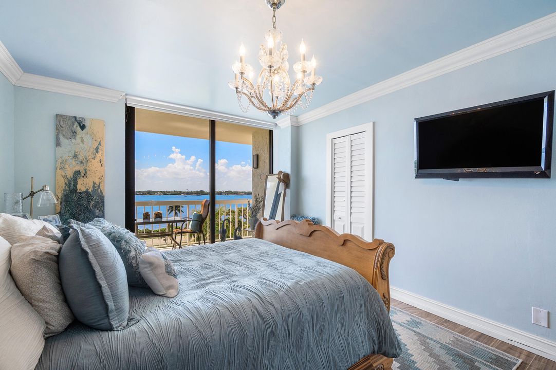 出租: $15,000 (3 贝兹, 2 浴室, 2072 平方英尺)