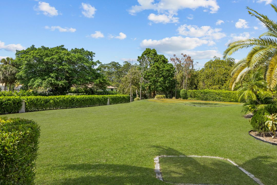 For Sale: $5,400,000 (5 beds, 6 baths, 6901 Square Feet)