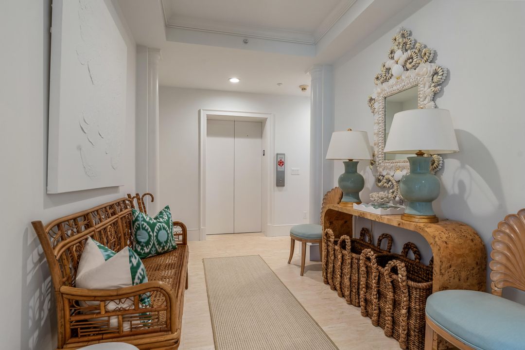 Active With Contract: $3,300,000 (3 beds, 2 baths, 3309 Square Feet)