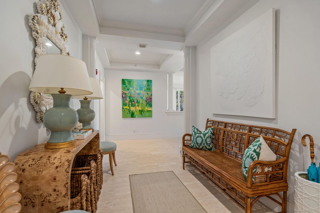 Active With Contract: $3,300,000 (3 beds, 2 baths, 3309 Square Feet)