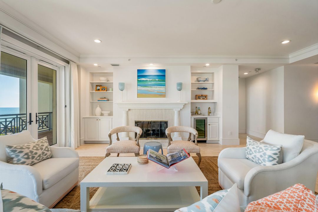 Active With Contract: $3,300,000 (3 beds, 2 baths, 3309 Square Feet)