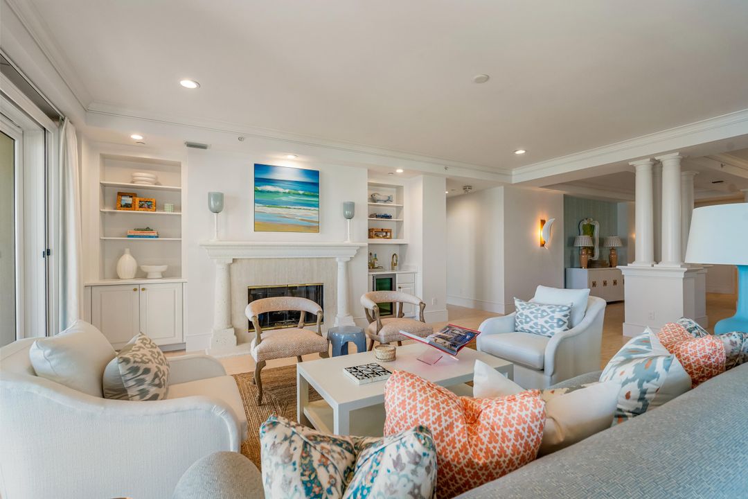 Active With Contract: $3,300,000 (3 beds, 2 baths, 3309 Square Feet)