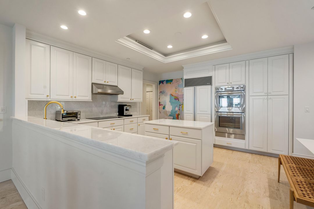 Active With Contract: $3,300,000 (3 beds, 2 baths, 3309 Square Feet)