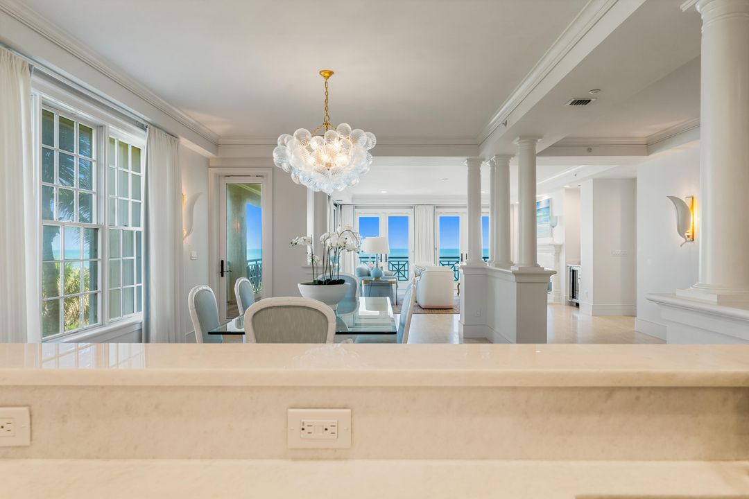 Active With Contract: $3,300,000 (3 beds, 2 baths, 3309 Square Feet)