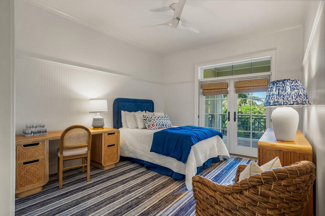 Active With Contract: $3,300,000 (3 beds, 2 baths, 3309 Square Feet)