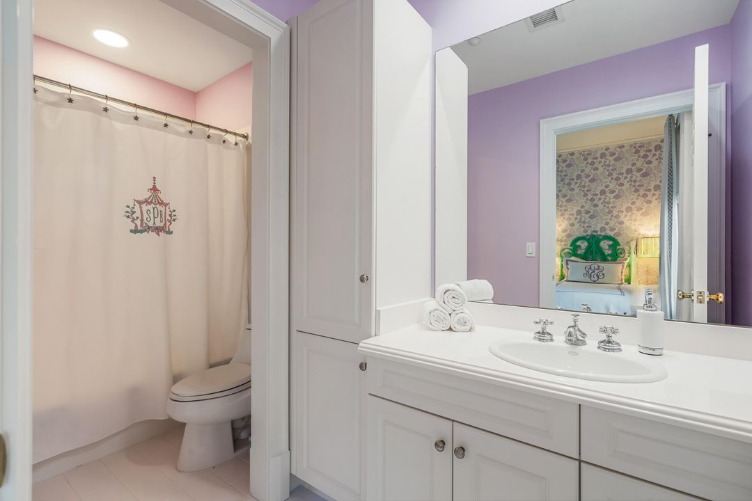 Active With Contract: $3,300,000 (3 beds, 2 baths, 3309 Square Feet)