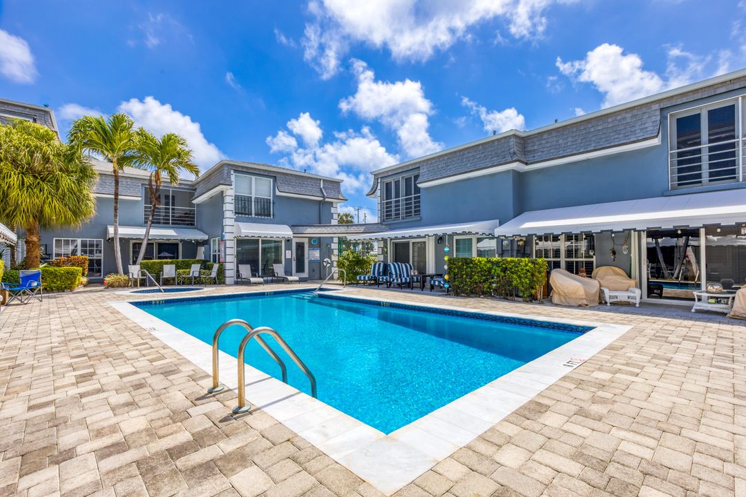 На продажу: $779,900 (3 спален, 2 ванн, 1618 Квадратных фут)